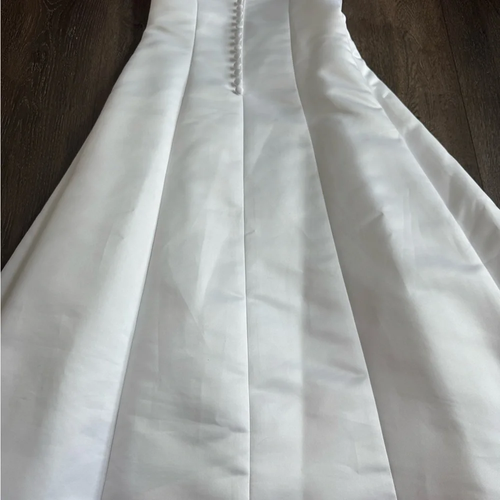 David’s Bridal Flower Girl Dress. St. Tropez brand, girls size 5.  White. - Picture 7 of 13